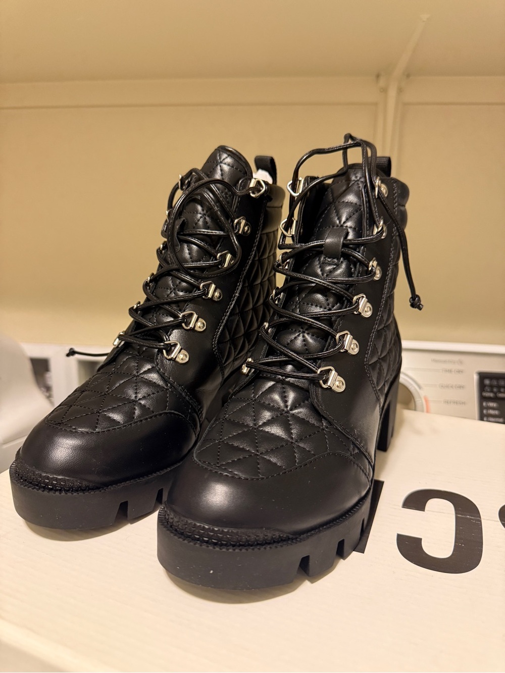 SCHUTZ Black Quilted Lace-Up Platform Ankle Boots